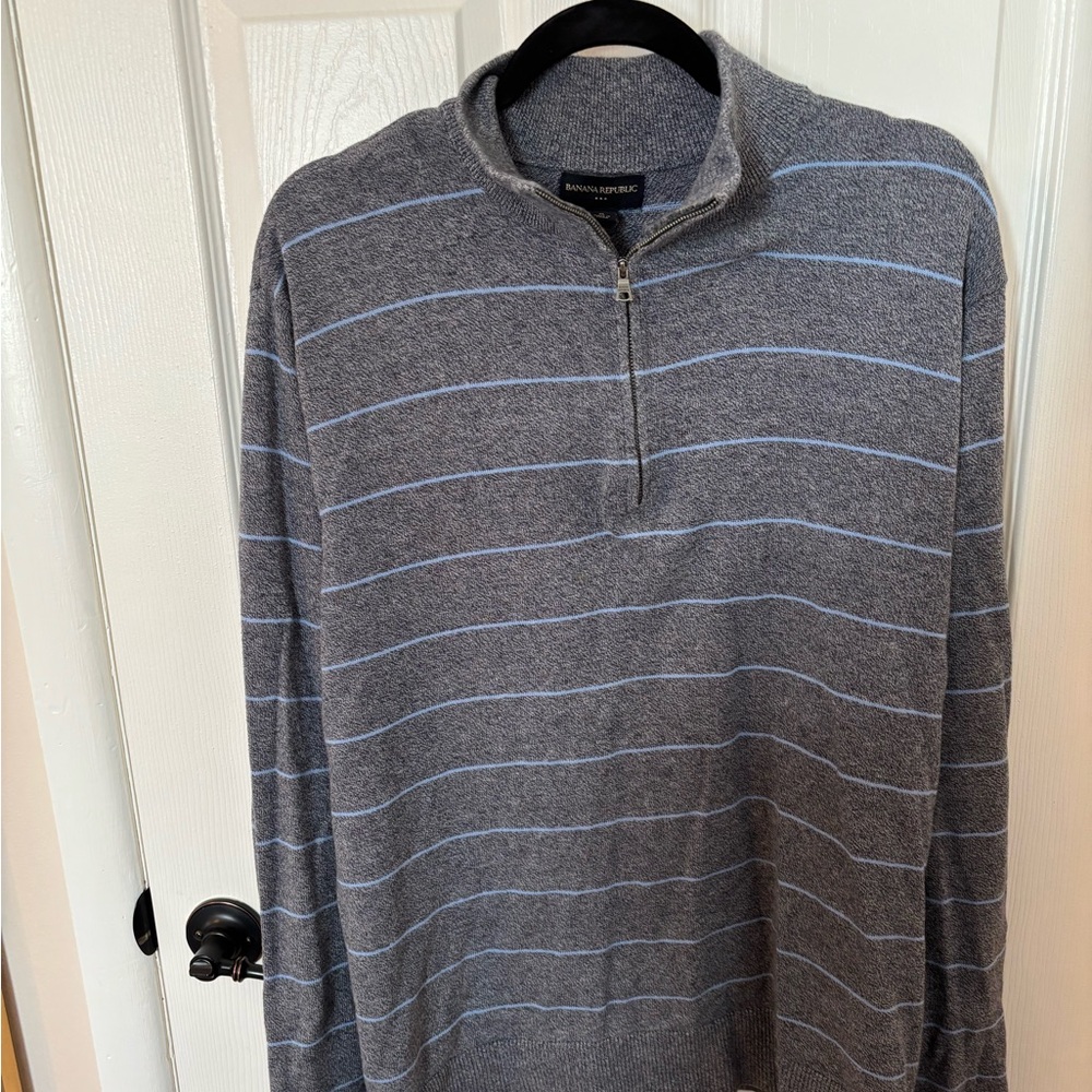 Banana Republic Men’s XL Quarter zip Sweater